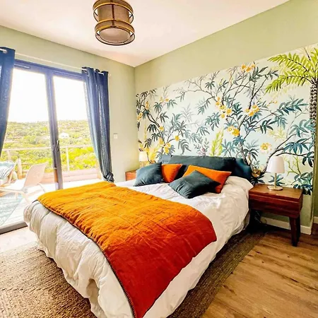 Sandrine - Terrace Pool - By Tgb